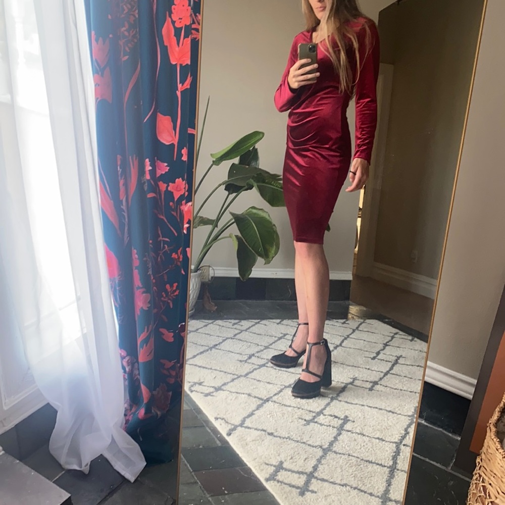 •Nordstrom Raspberry Midi Dress• - Picture 4 of 5
